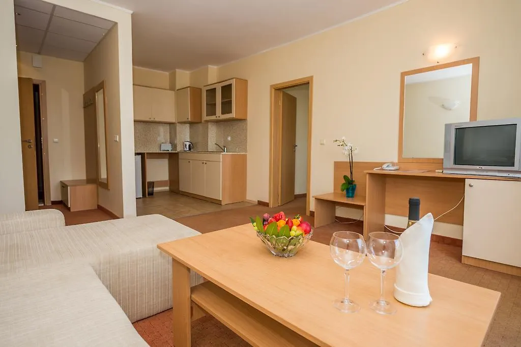Hotel Perla Słoneczny Brzeg